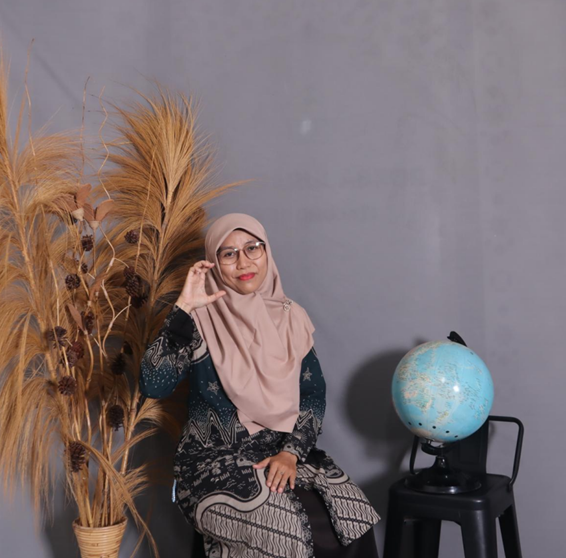TENTI KUSUMAWARDANI,S.E